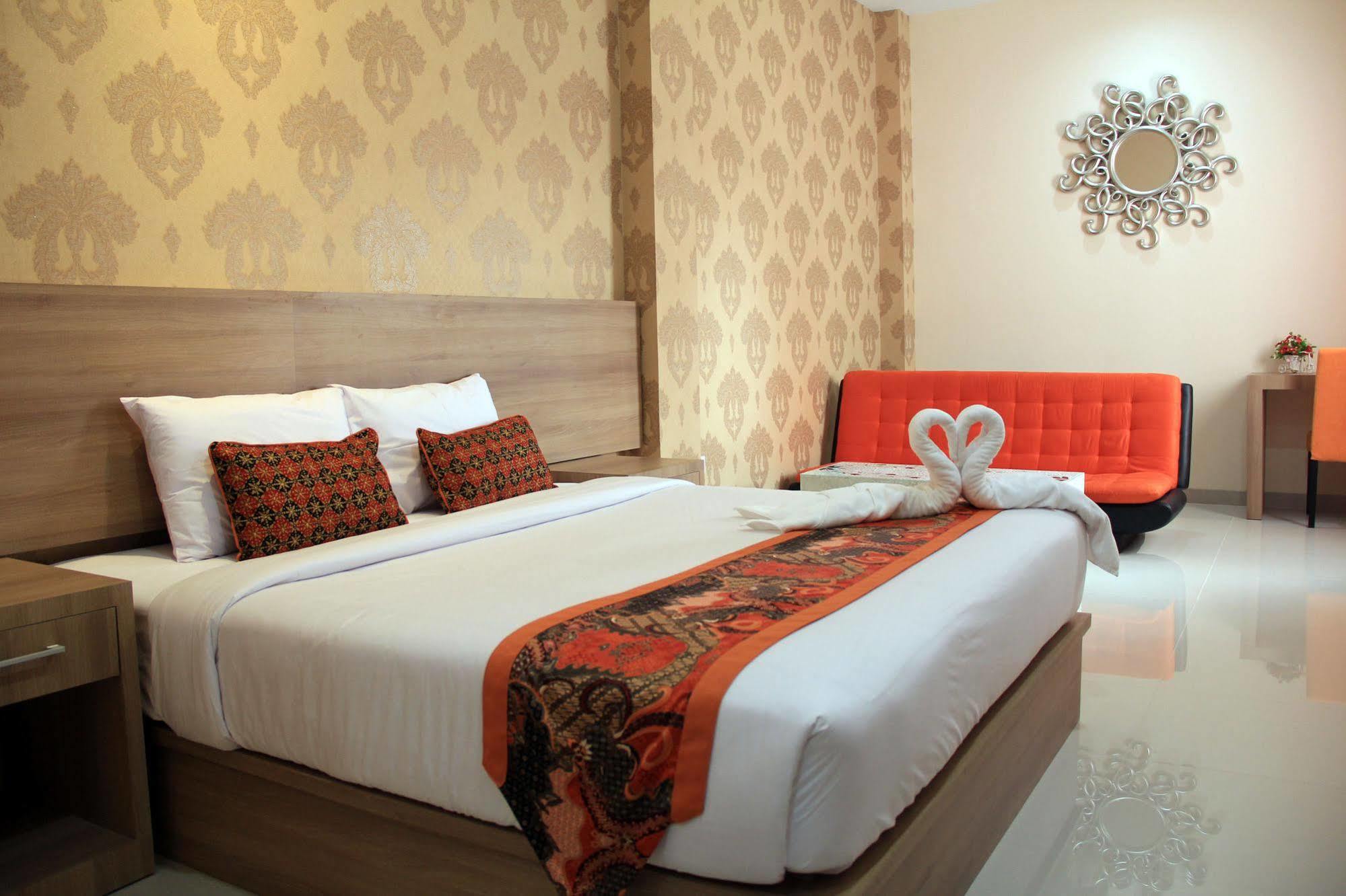 New D'Dhave Hotel Padang  Esterno foto